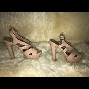 Jessica Simpson Nude Heel